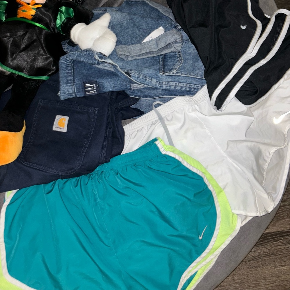 New merch coming in!!  Nike, Gap, Carhartt and more!